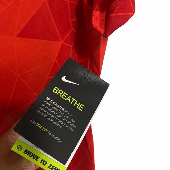 NWT Women's Football Shirt Canada Stadium Home - Picture 7 of 8